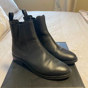 ❌SOLD❌ Thursday Boot Co. Women's Duchess Black Chelsea Boot Size 8